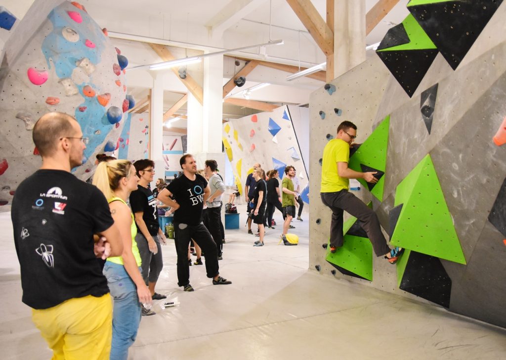 Tech Session #3 in der Boulerwelt München West - Am 7.12.19 zeigten Euch unsere Trainer und Routenbau Crew an 9 Technik Stationen ihre besten Tricks und Tipps.