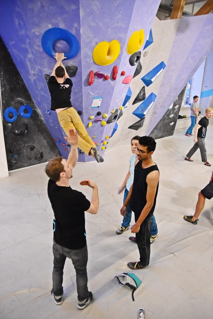 Tech Session #3 in der Boulerwelt München West - Am 7.12.19 zeigten Euch unsere Trainer und Routenbau Crew an 9 Technik Stationen ihre besten Tricks und Tipps.