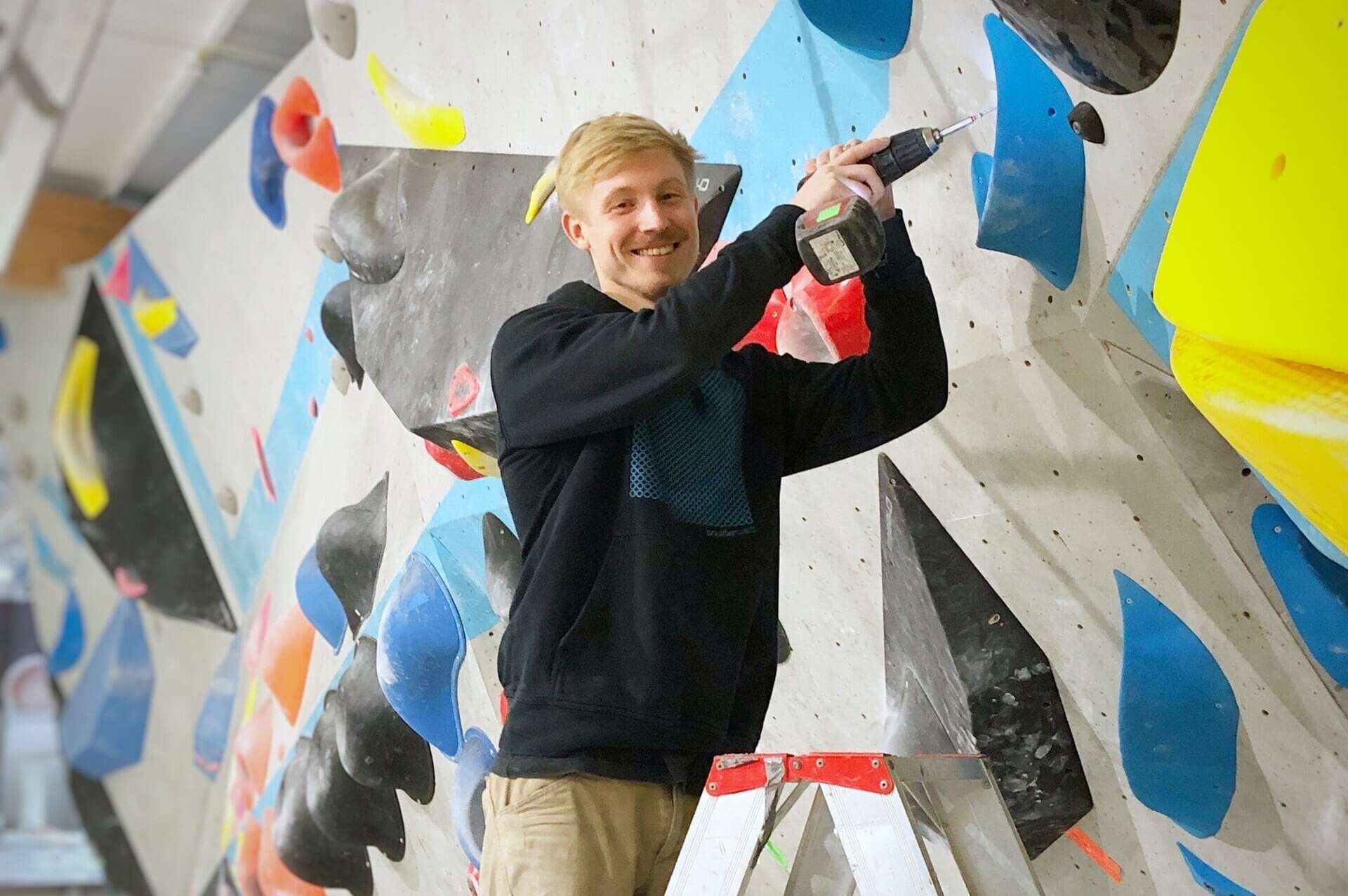 Maxi Becker Operative Leitung im Routenbau in der Boulderwelt München West